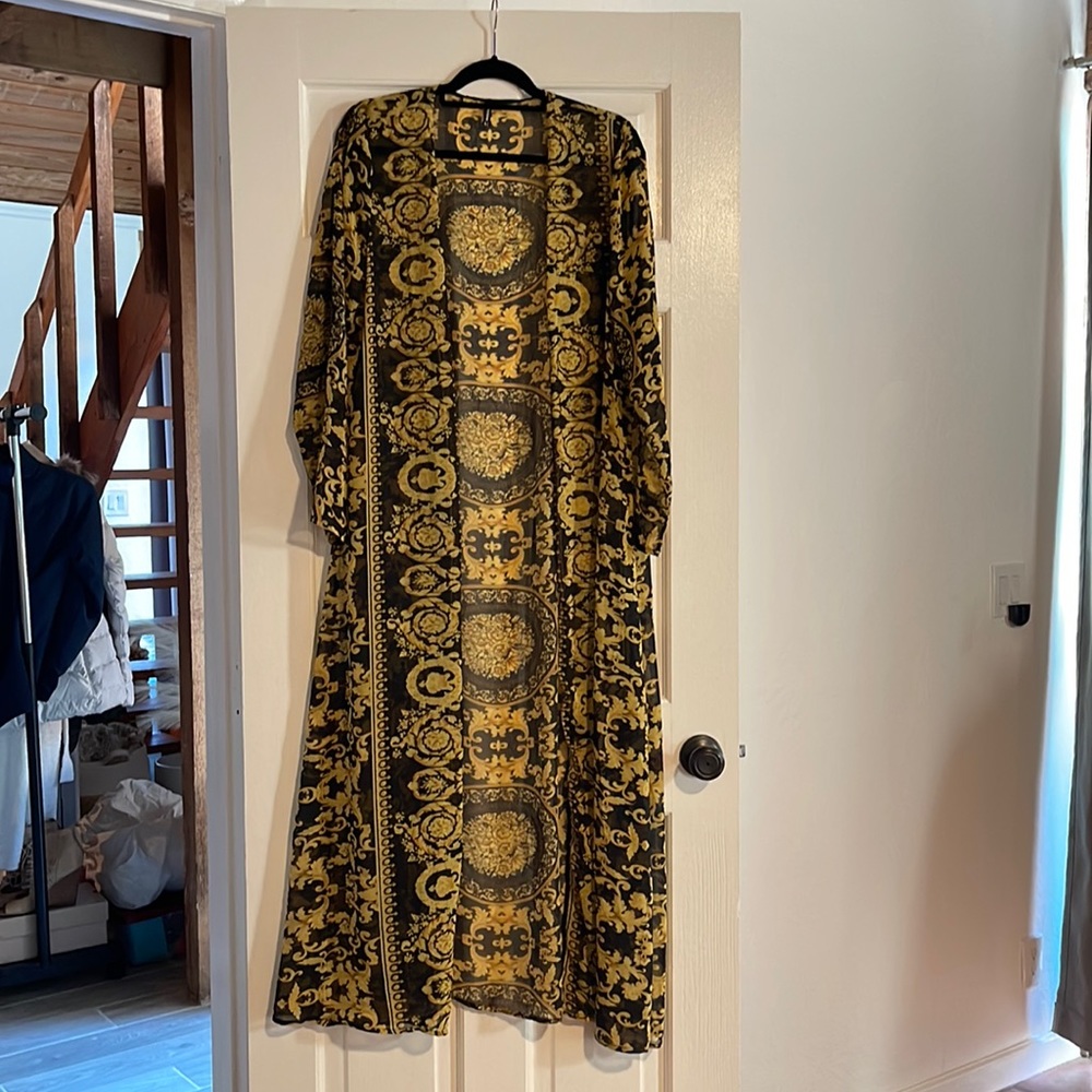 Pretty Little Thing Swimsuit Coverup